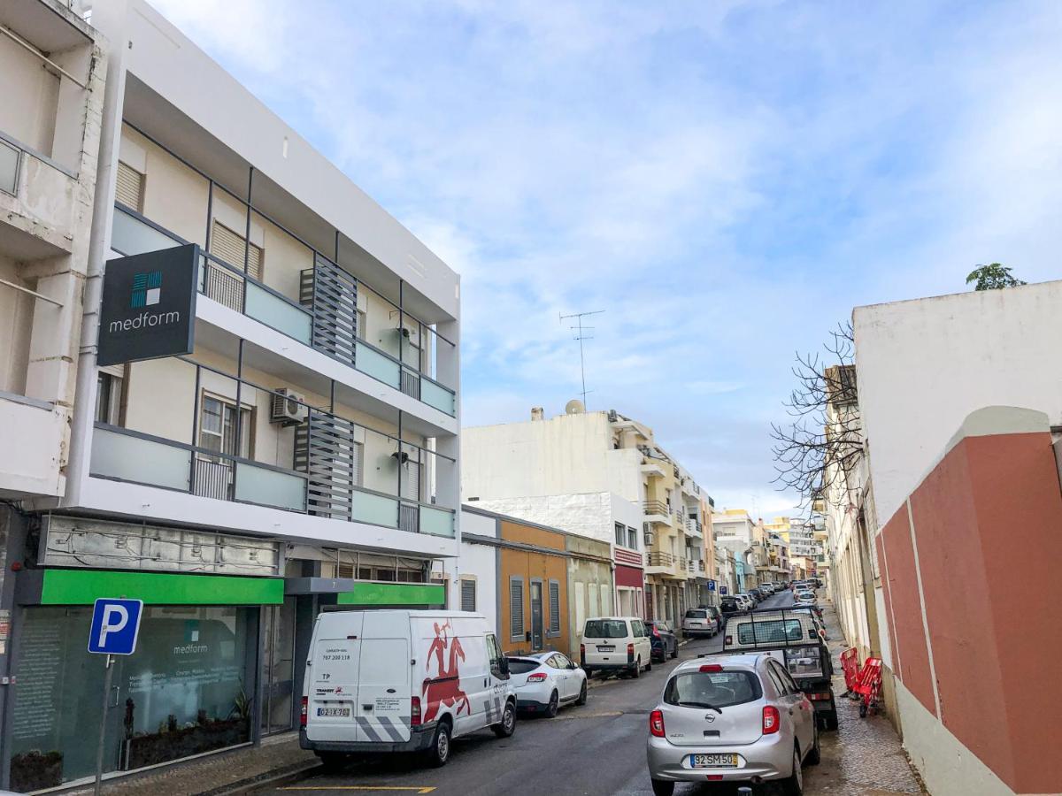 Plan Be Guesthouse Faro Exterior photo